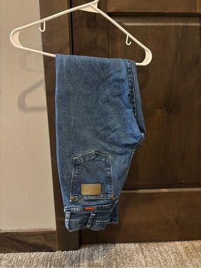 women’s cowboy cut wranglers